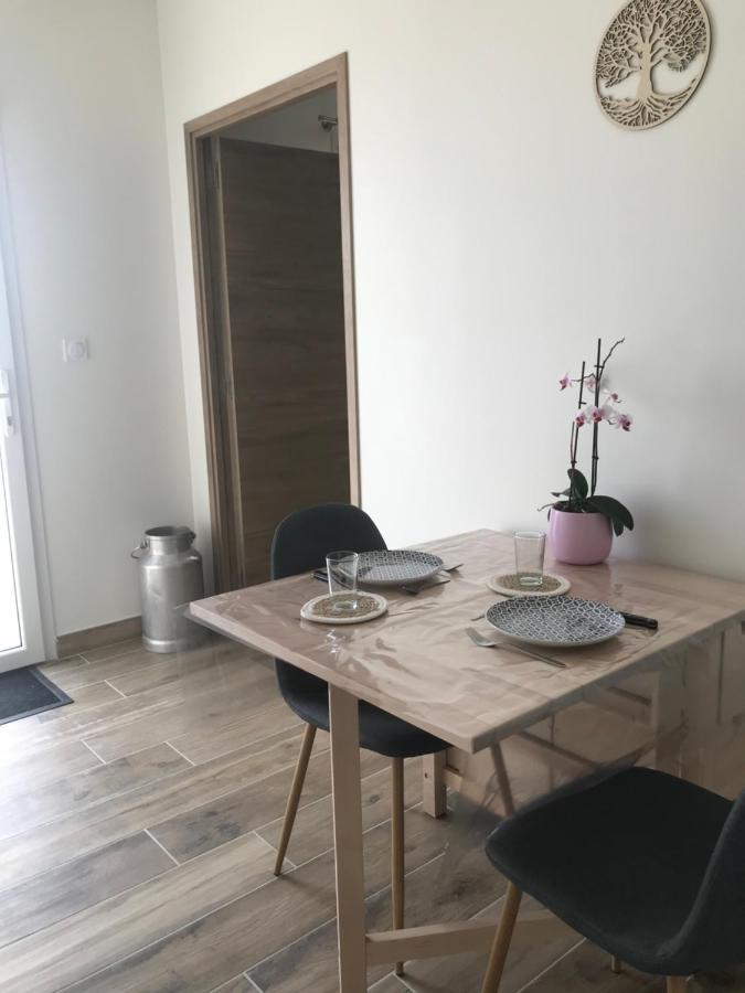 Studio Le Petit Cassis Sainte-Marie-la-Blanche Εξωτερικό φωτογραφία